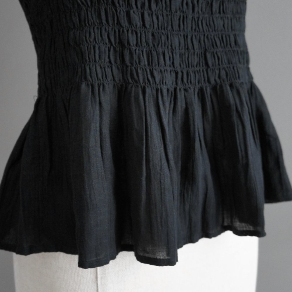 Gap Square Neck Black Smocked Tie Strap Tank Top Size Medium - Picture 7 of 13